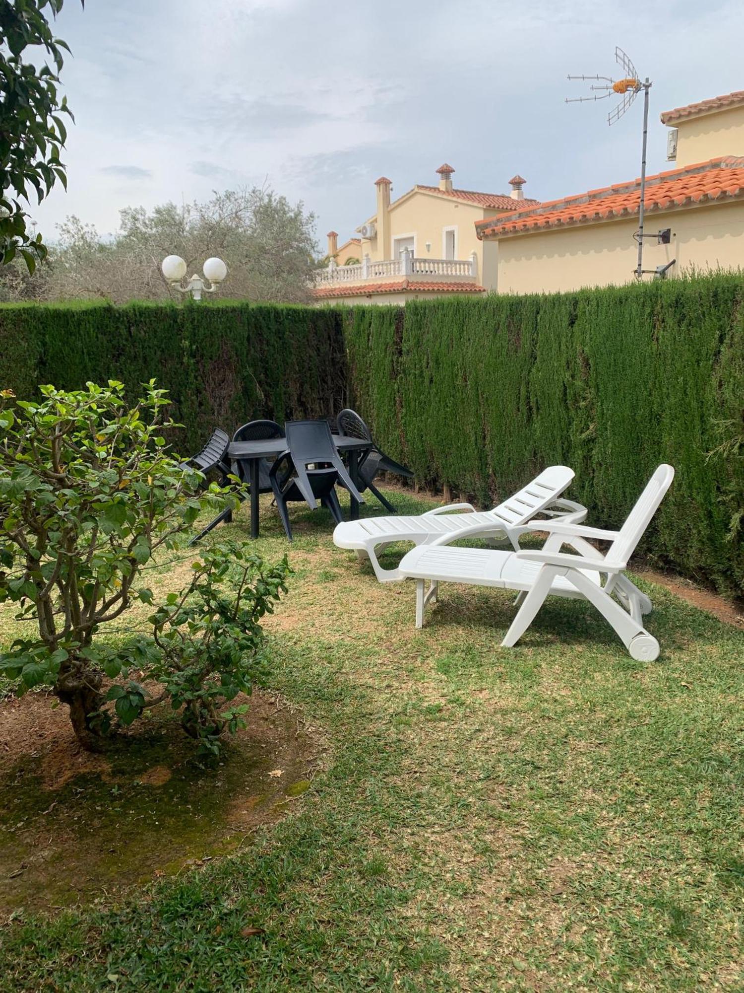House With Garden At Oliva Nova Golf & Beach Resort Les Deveses Екстериор снимка
